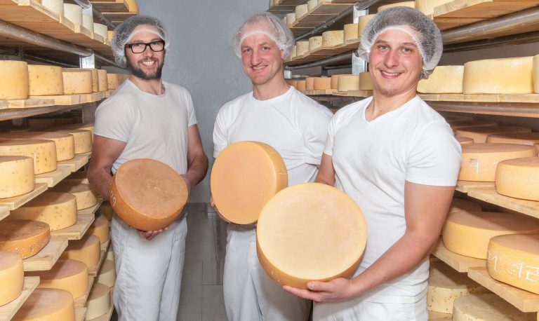 Die drei Bioniere der Bio Käserei Bio aus dem Tal in Kleinarl, in der Mitte der Schwabhof Chef Rupert